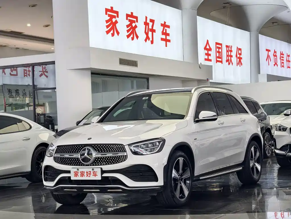 Mercedes-Benz GLC 2023 — фото 1