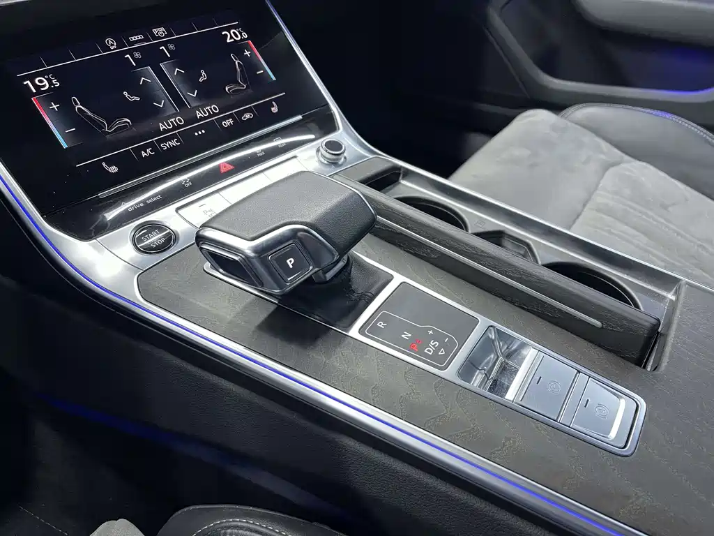 Audi A6L 2023 — фото 9