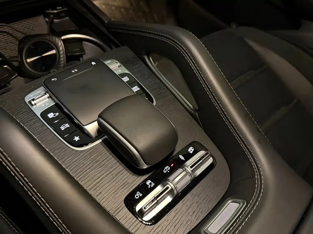 Mercedes-Benz GLE AMG 2024 — фото 9