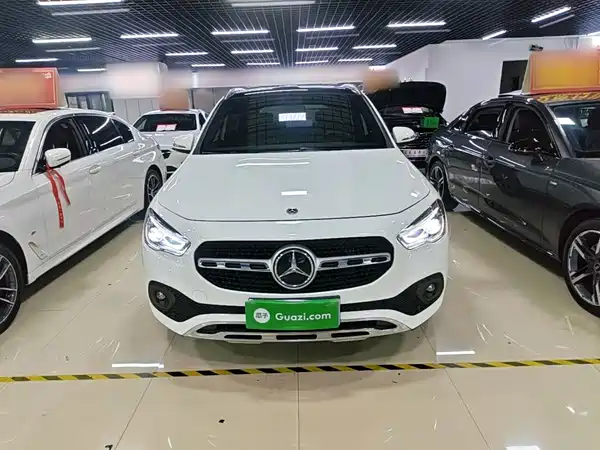 Mercedes-Benz GLA 2021