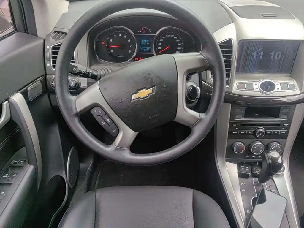Chevrolet Captiva 2016 — фото 11
