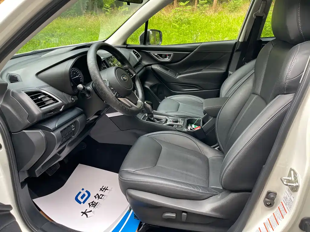 Subaru Forester 2019 — фото 9