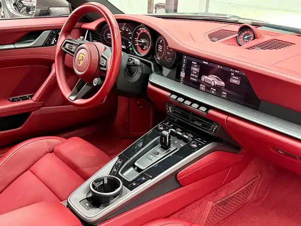 Porsche 911 2020