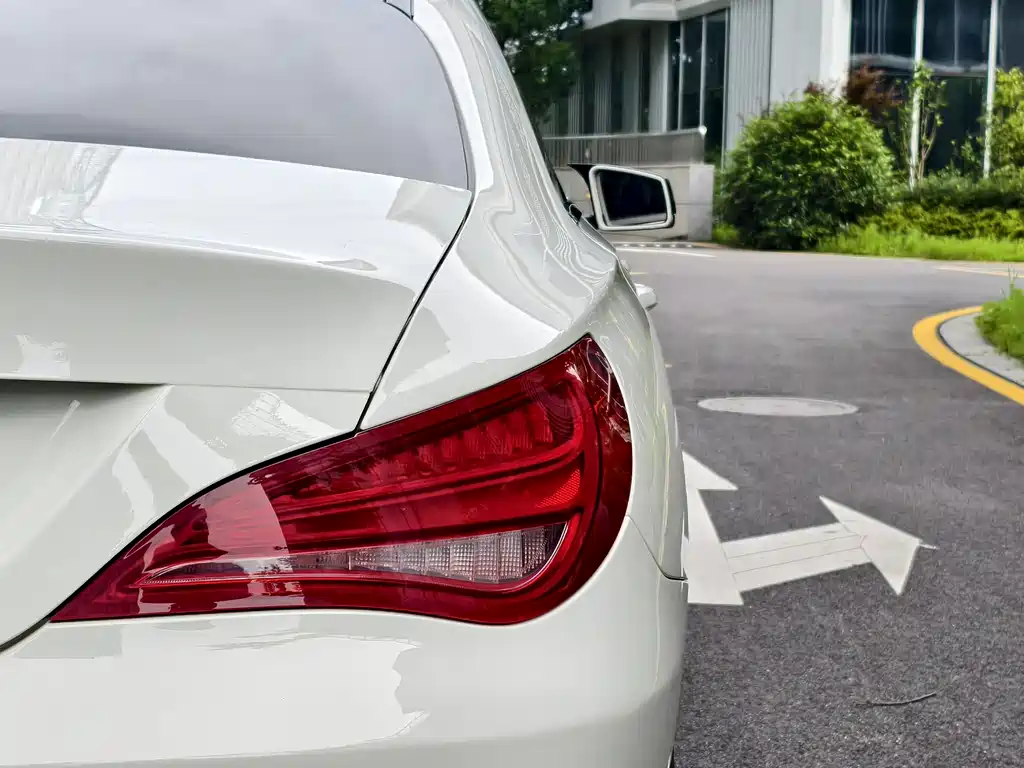Mercedes-Benz CLA 2015 — фото 9