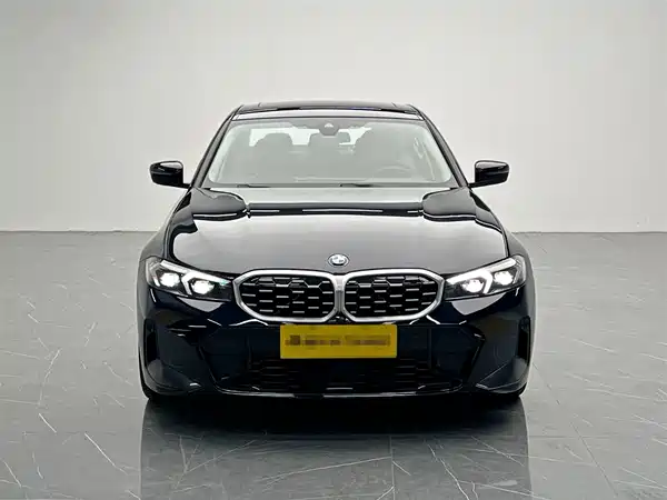 BMW 3 Series 2025