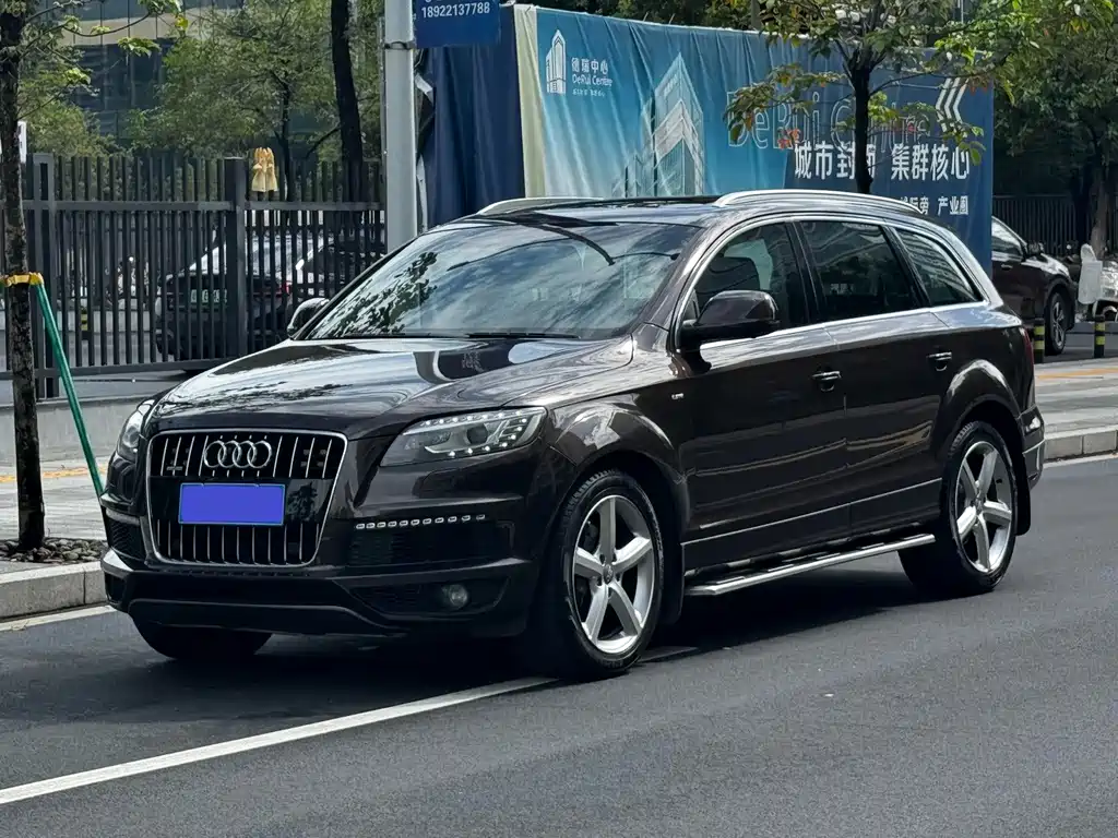 Audi Q7 2014 — фото 1