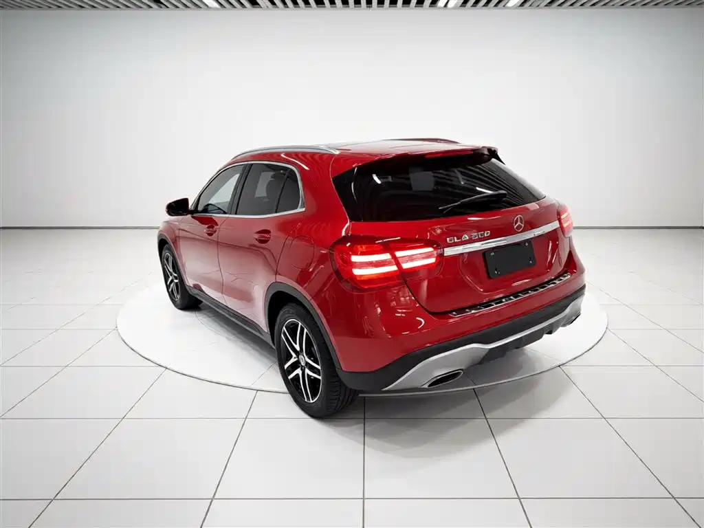 Mercedes-Benz GLA 2018 — фото 5