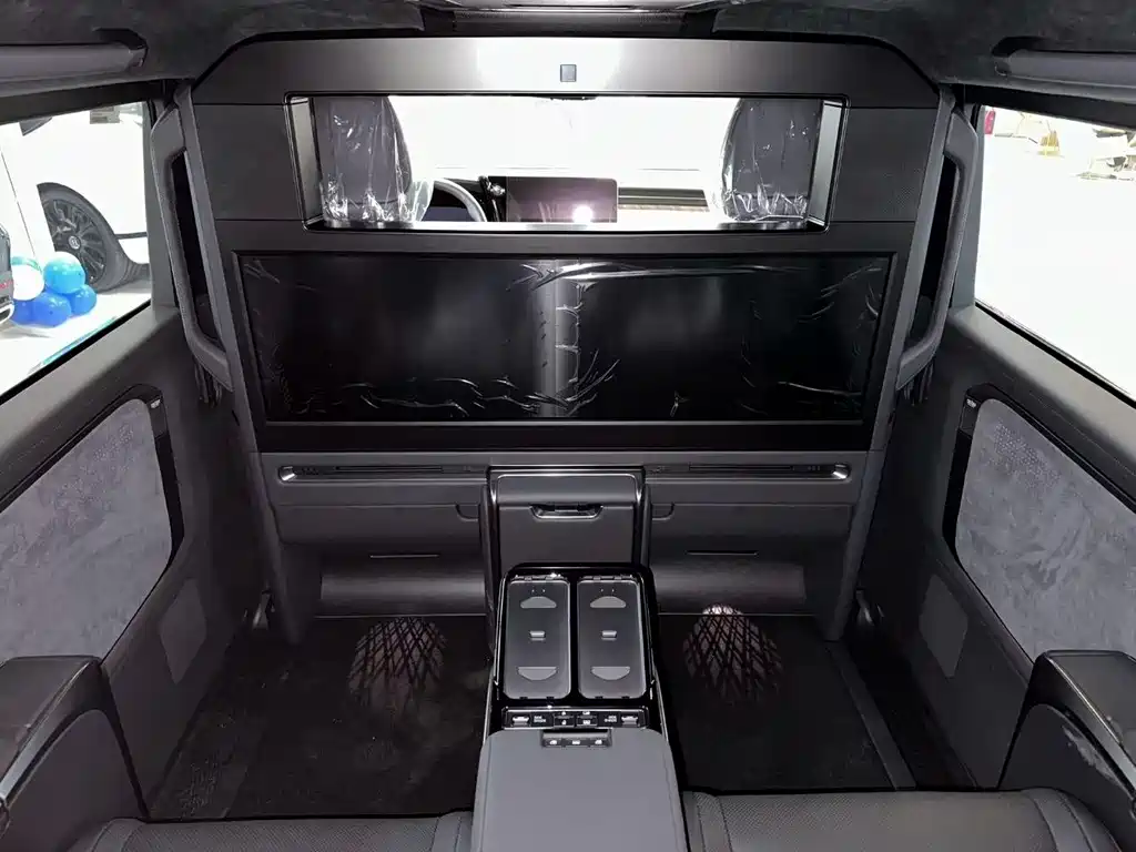 Lexus LM 2026 — фото 12