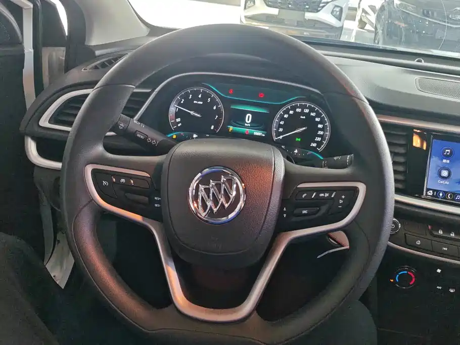 Buick Excelle 2022 — фото 15