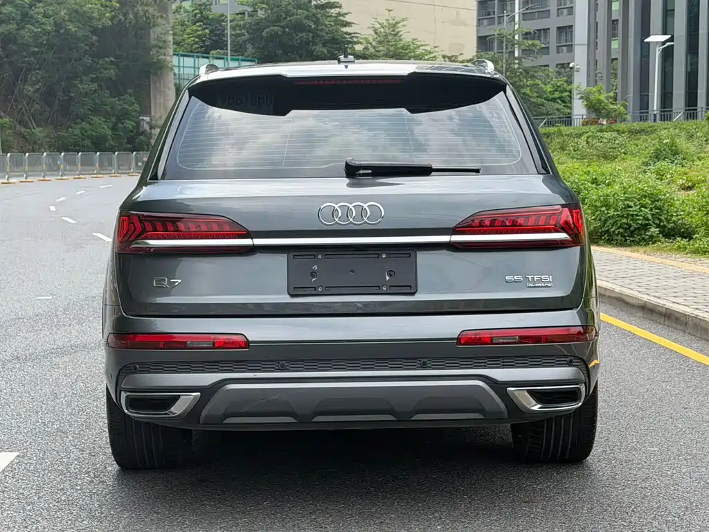 Audi Q7 2020 — фото 5
