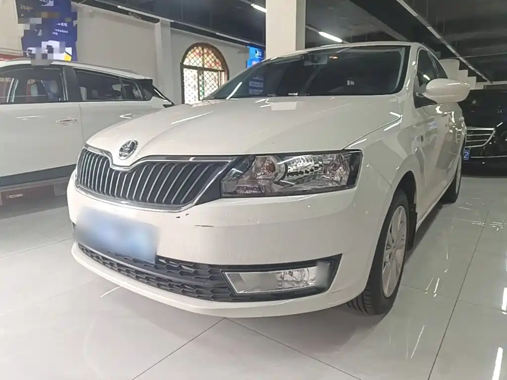 Skoda Rapid 2015
