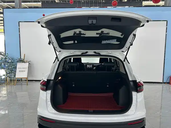 Geely Binyue 2025