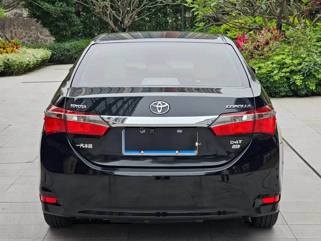 Toyota Corolla 2017 — фото 13