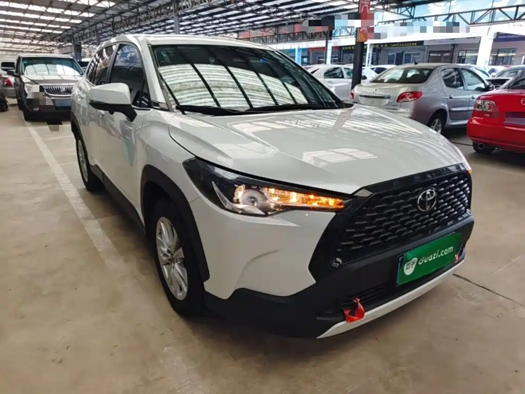 Toyota Corolla Cross 2023 — фото 4