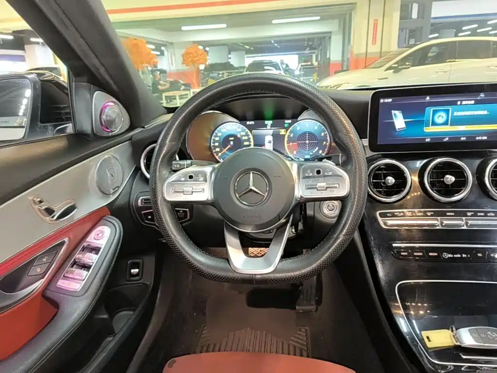 Mercedes-Benz C-Class 2020 — фото 11