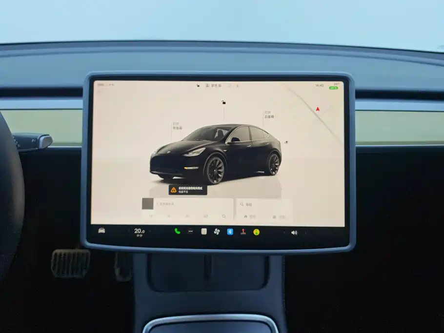 Tesla Model Y 2023 — фото 13