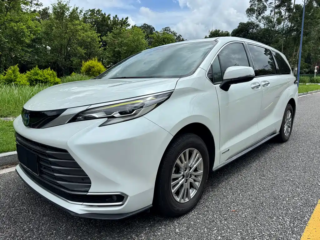 Toyota Sienna 2022