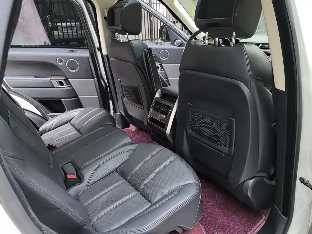 Land Rover Range Rover Sport 2016 — фото 11
