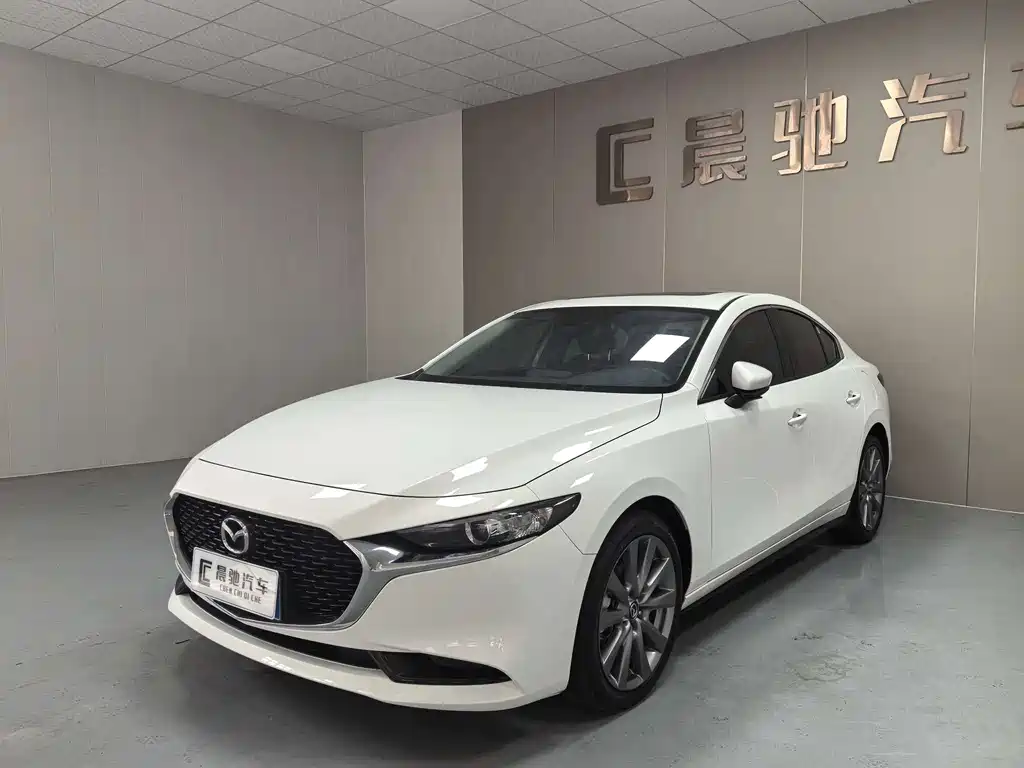 Mazda 3 Axela 2026