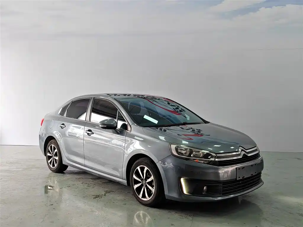 Citroen C4 2017 — фото 4