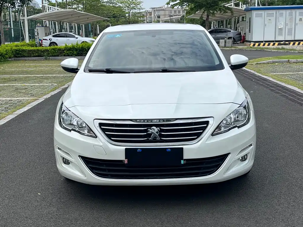 Peugeot 408 2016 — фото 2