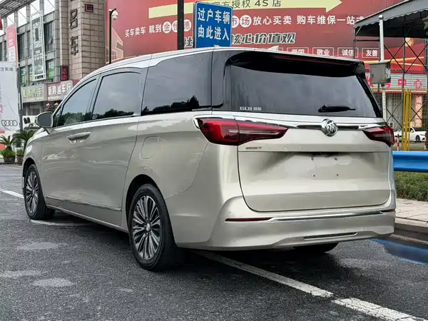 Buick GL8 2021
