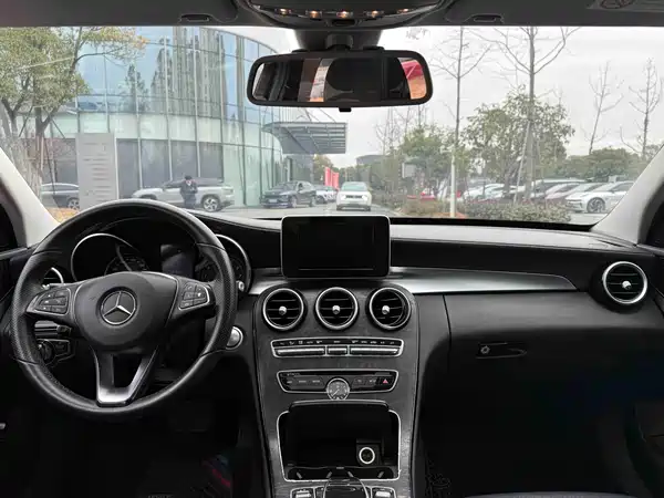 Mercedes-Benz C-Class 2015
