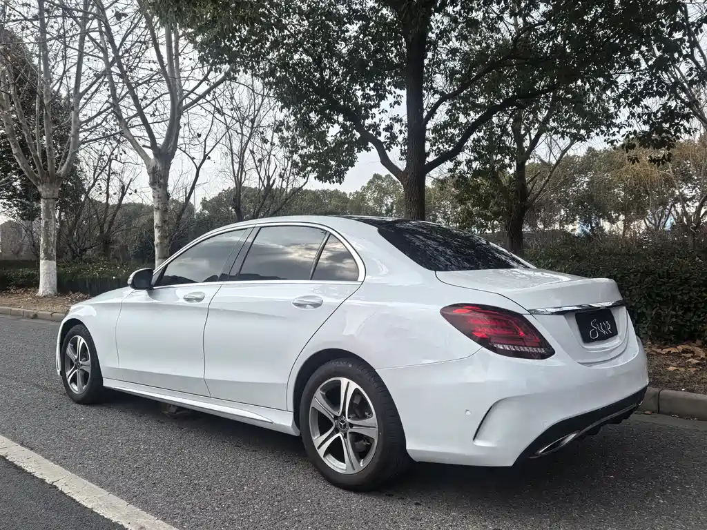 Mercedes-Benz C-Class 2019 — фото 11