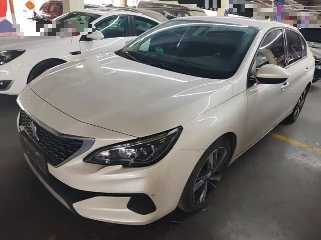 Peugeot 408 2020