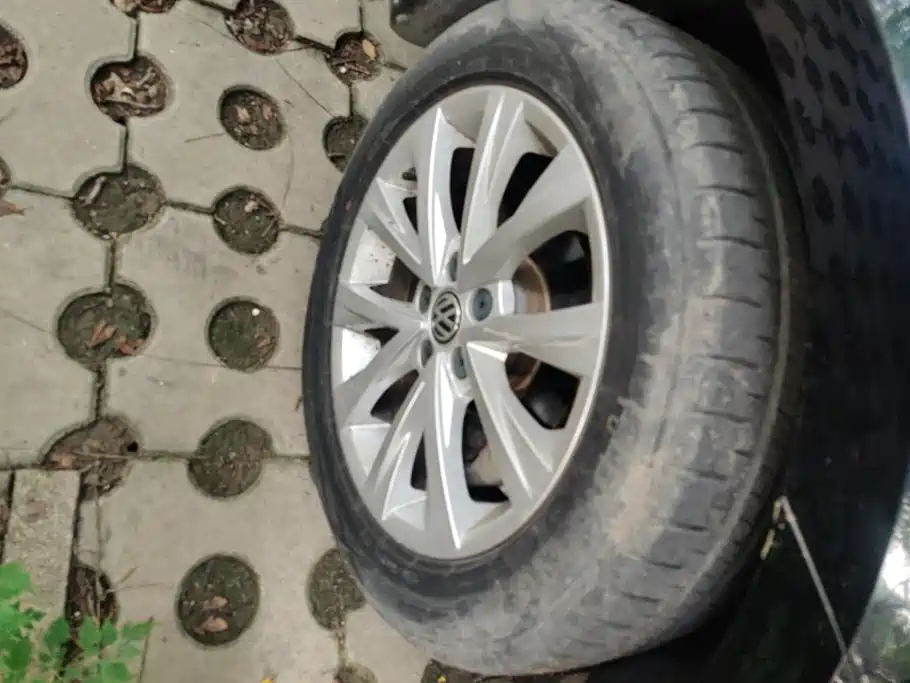 Volkswagen Lavida 2015