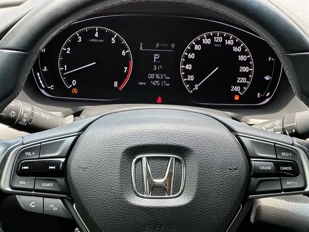 Honda Accord 2019 — фото 11
