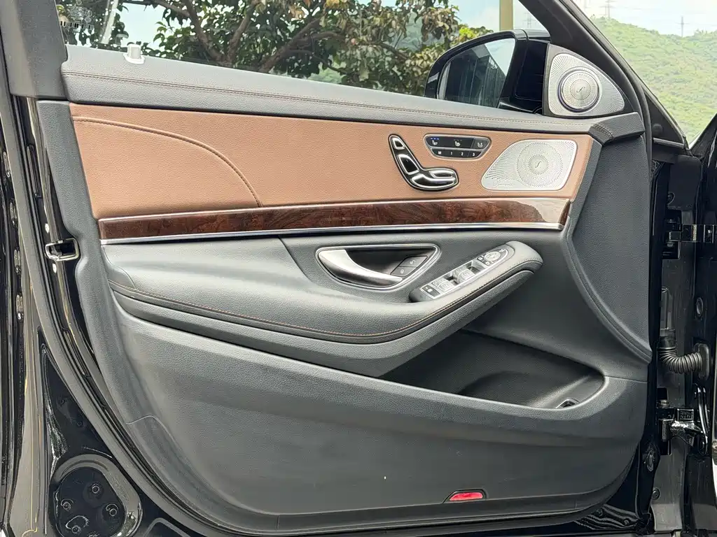 Mercedes-Benz S-Class 2018 — фото 25