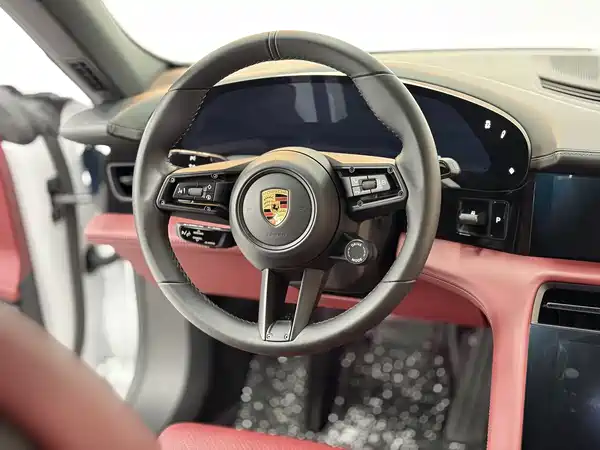 Porsche Taycan 2021
