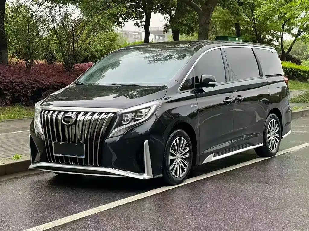 GAC Motor Trumpchi M8 2022 — фото 1
