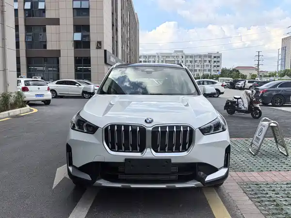 BMW X1 2025