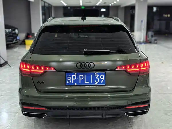 Audi A4 2024