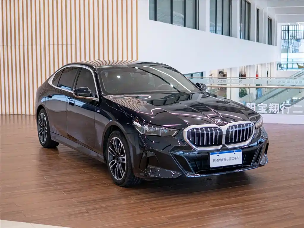 BMW 5 Series 2026