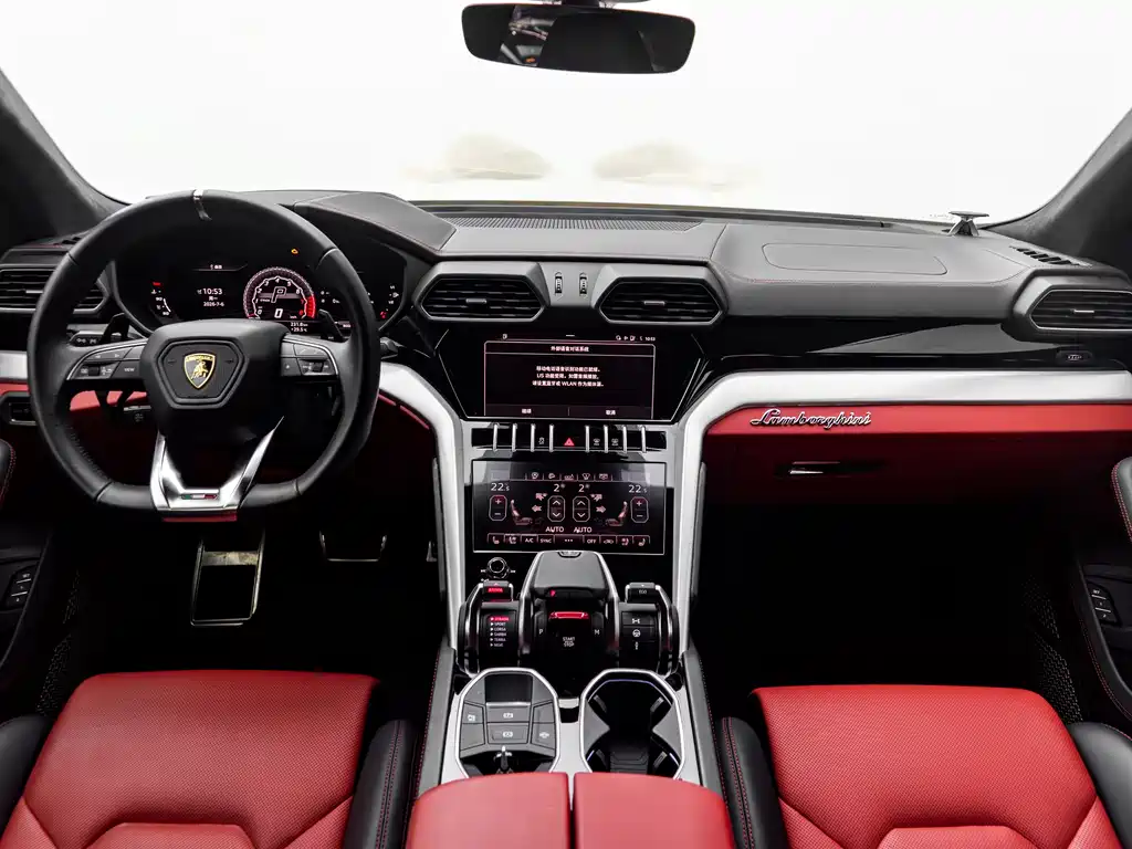 Lamborghini Urus 2020 — фото 17
