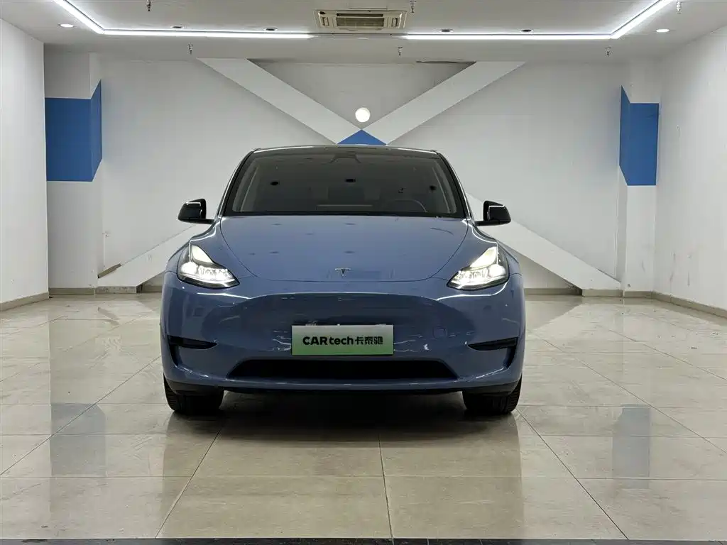 Tesla Model Y 2023 — фото 14