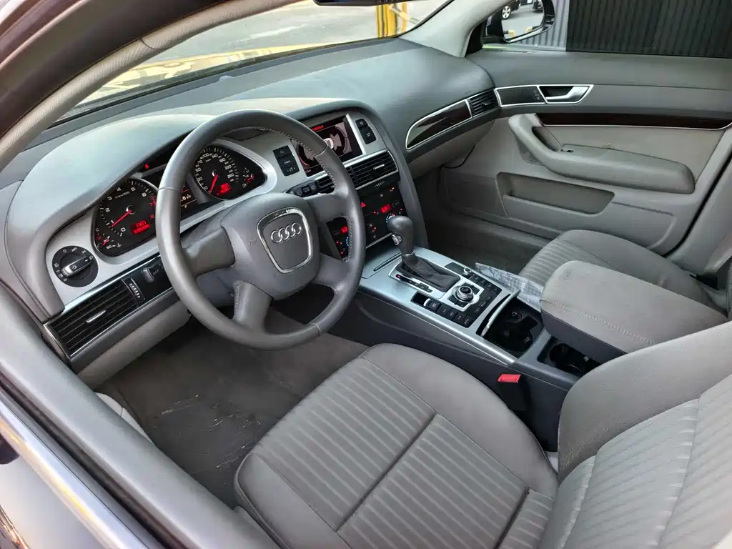 Audi A6L 2012 — фото 14