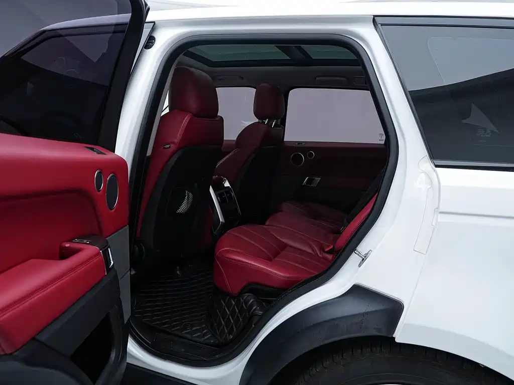 Land Rover Sport 2018 — фото 15