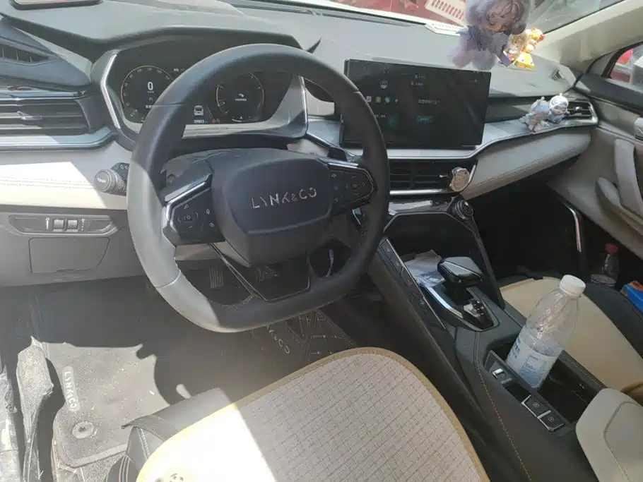 Lynk & Co 06 2023 — фото 12