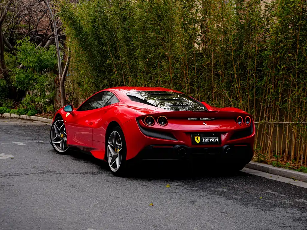 Ferrari F8 2021 — фото 5