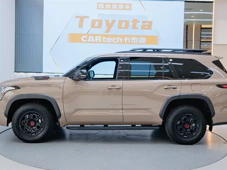 Toyota Sequoia 2025 — фото 5