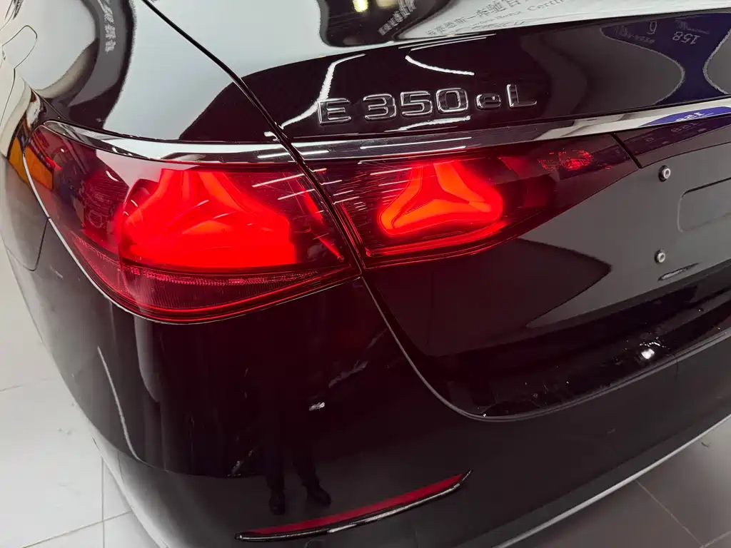 Mercedes-Benz E-Class New Energy 2024 — фото 17