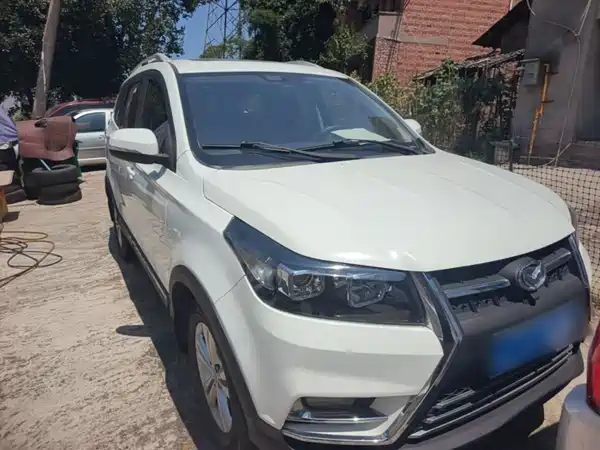 BAIC Huansu S3 2017