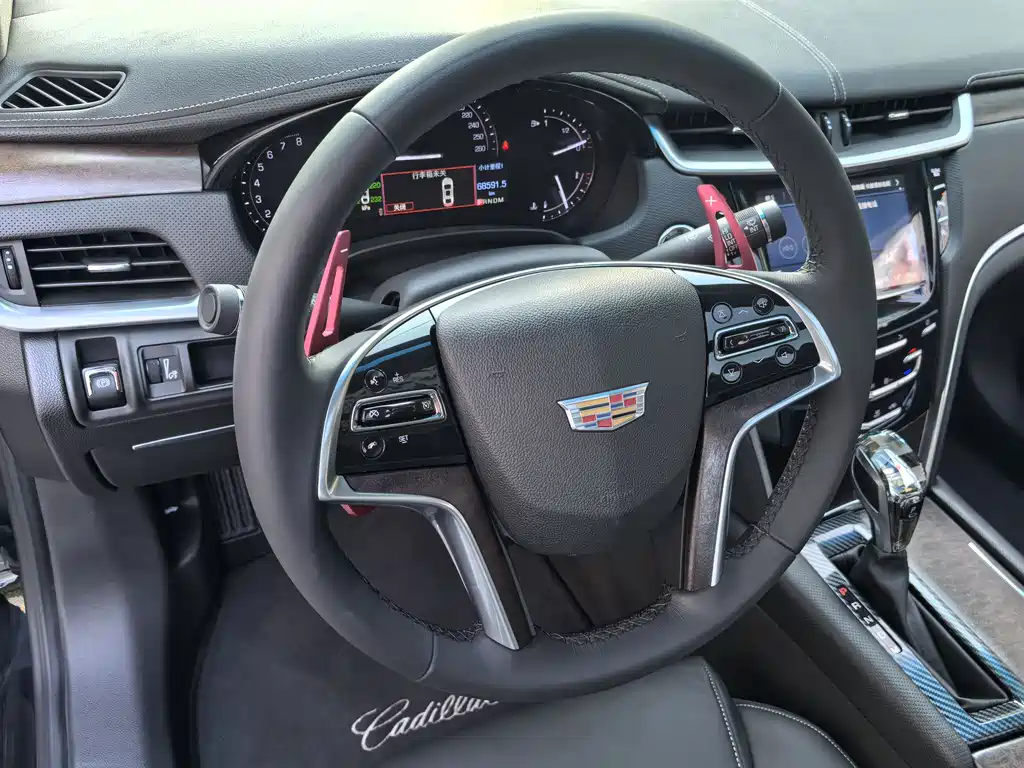 Cadillac XTS 2019 — фото 24