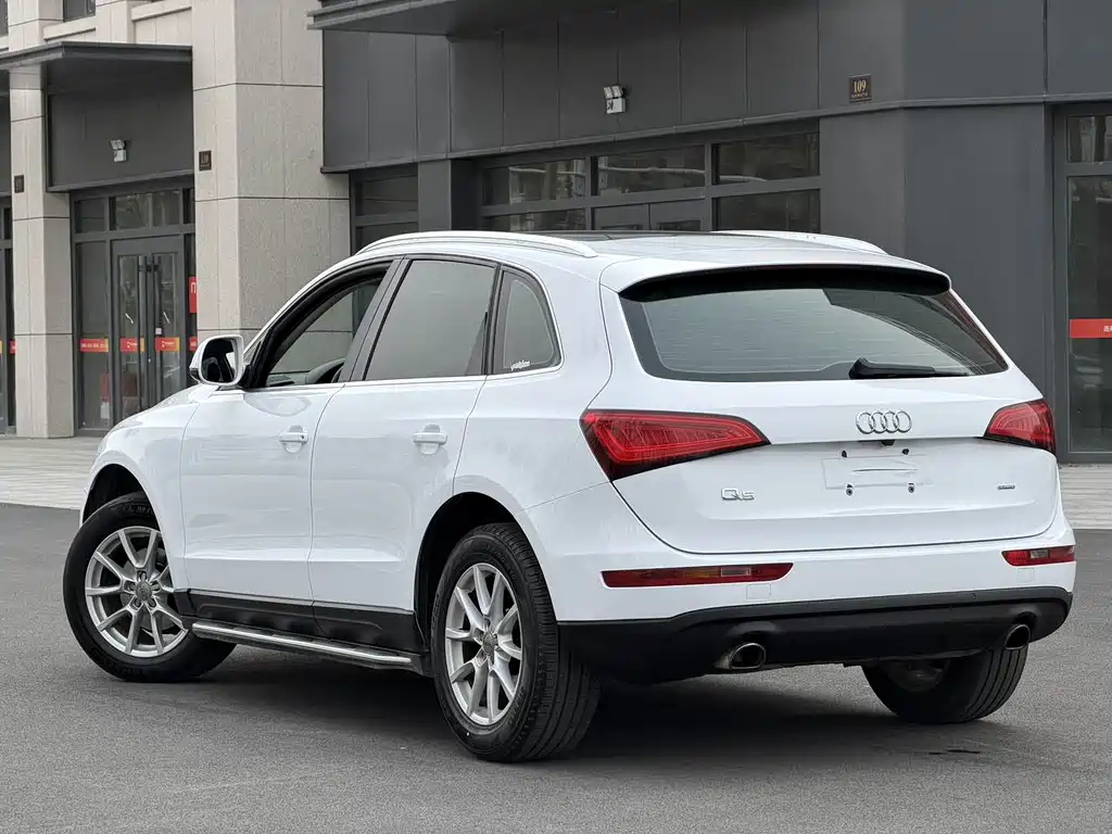Audi Q5 2014 — фото 4
