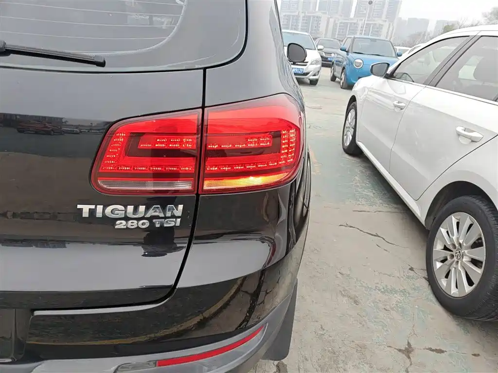 Volkswagen Tiguan 2018 — фото 23