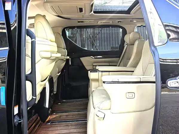 Toyota Alphard 2018